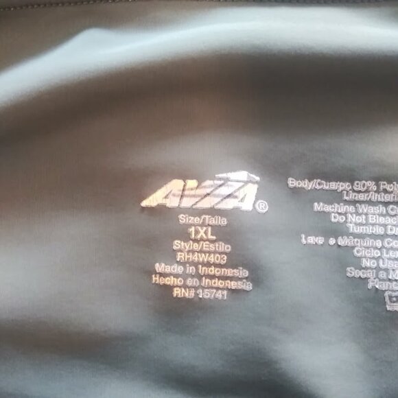 Avia women's size 1XL gray/olive green cropped leggings - Picture 12 of 13